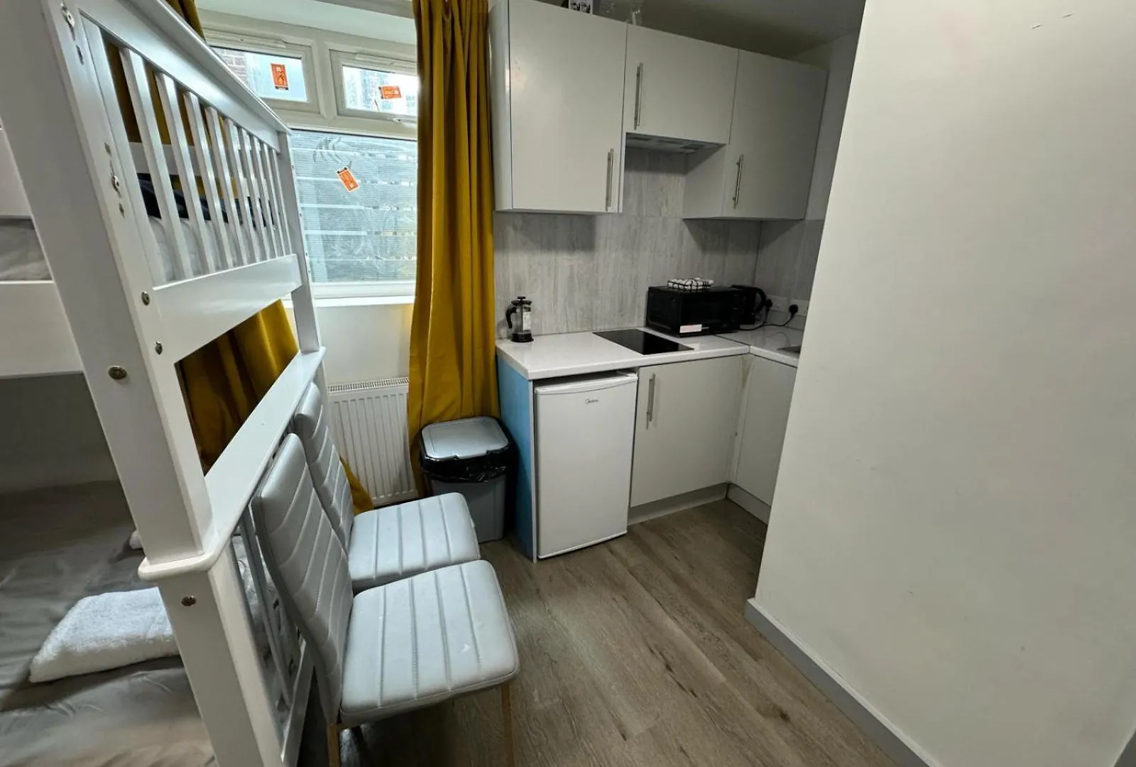 Flat 1 Stay Ilford 0*,  United Kingdom